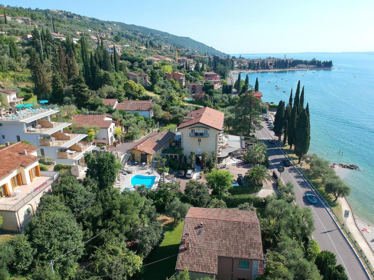 Hotel Galvani Torri Del Benaco Extérieur photo