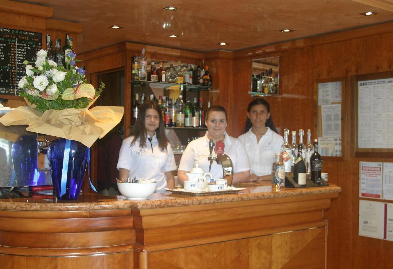 Hotel Galvani Torri Del Benaco Extérieur photo