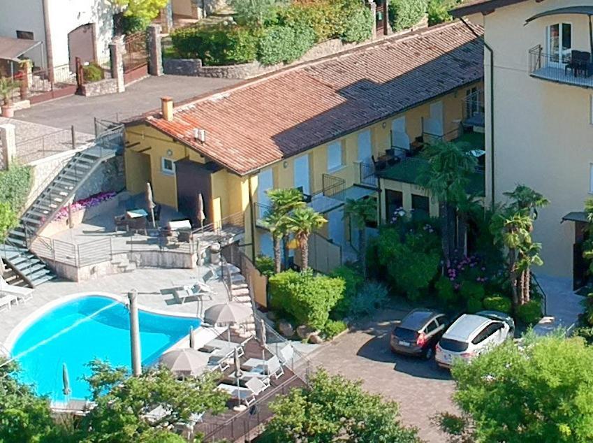 Hotel Galvani Torri Del Benaco Extérieur photo