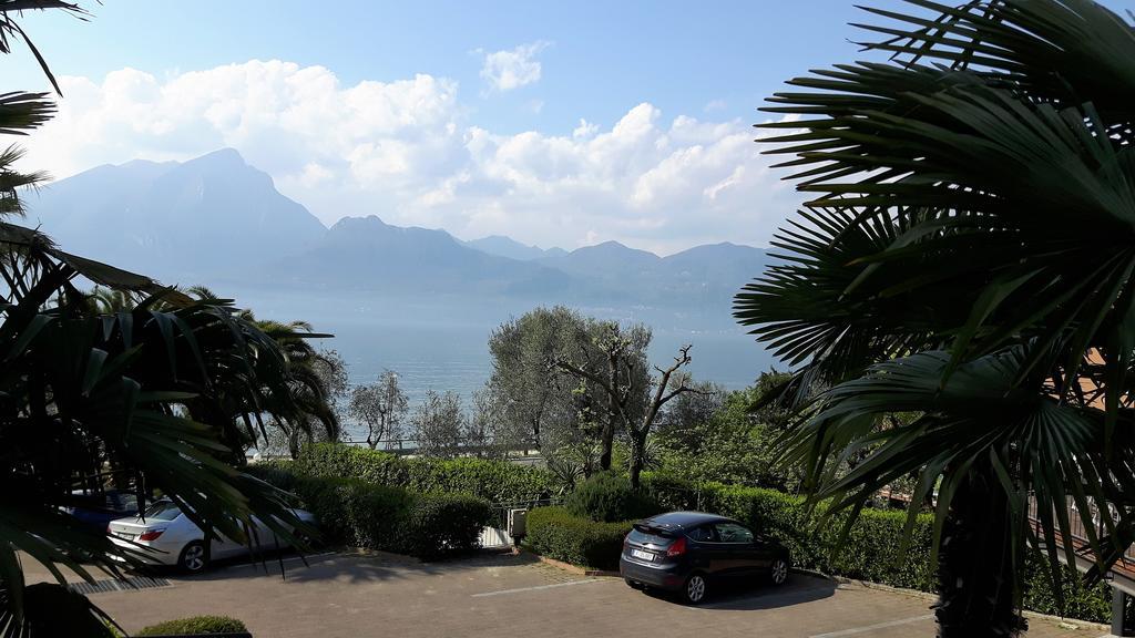 Hotel Galvani Torri Del Benaco Extérieur photo