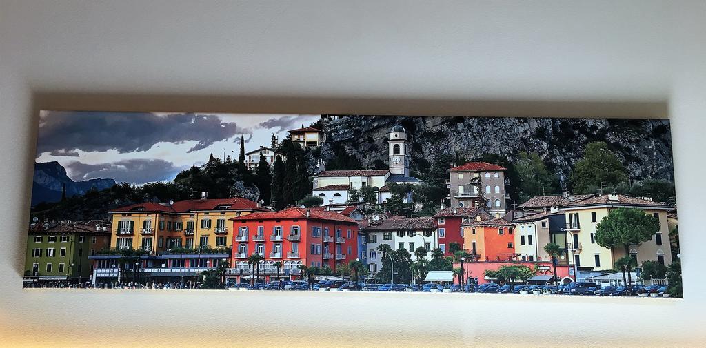 Hotel Galvani Torri Del Benaco Extérieur photo